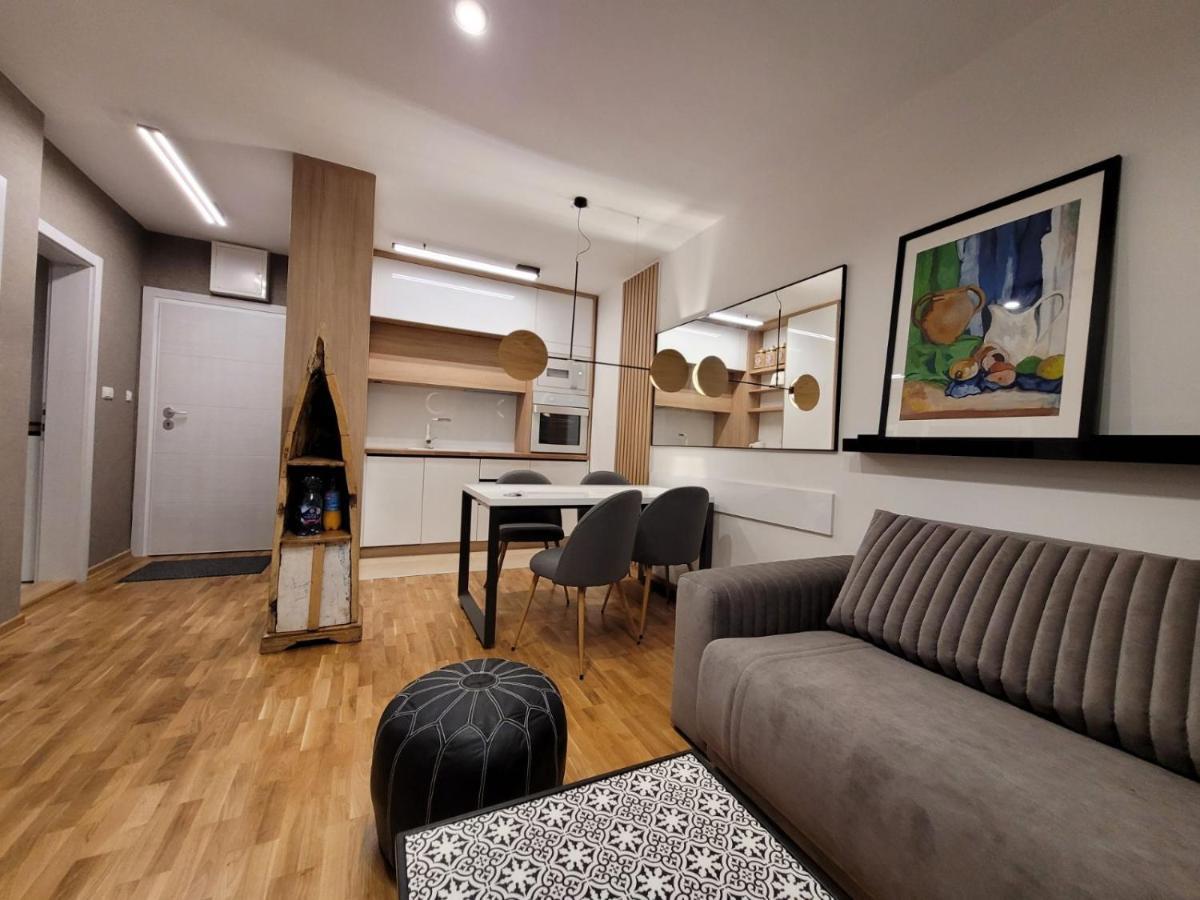 Apartment Ornament Lux Vrnjačka Banja المظهر الخارجي الصورة